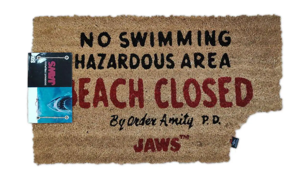 Jaws Beach Closed Doormat - Figurine